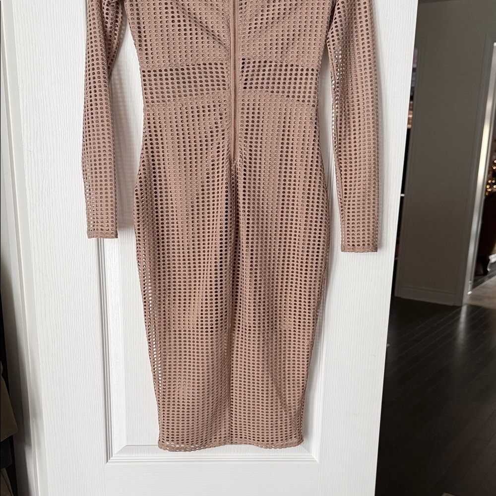 Elegant Tan Long Sleeve Dress - Picture 9 of 9